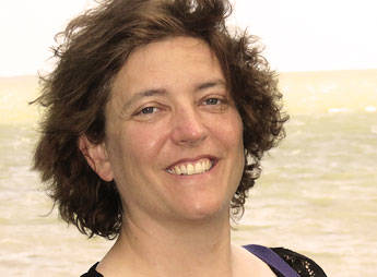 Nadine Zäch